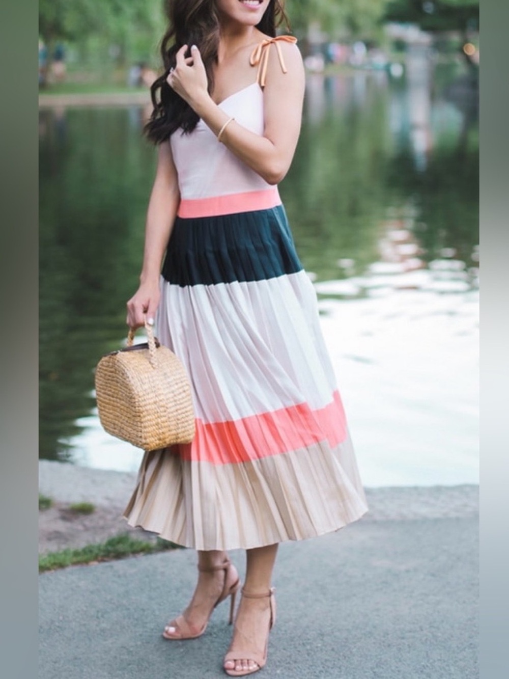 Banana Republic Pleated Maxi Dress in White, Coral, Navy & Tan SZ 0